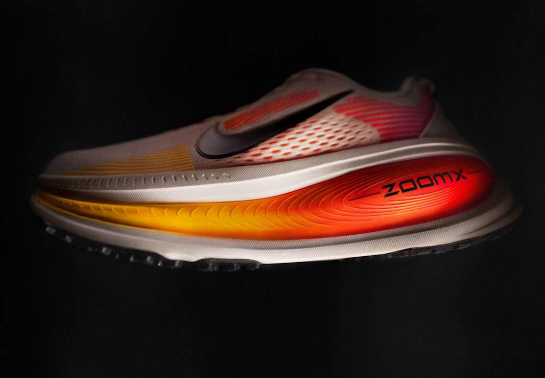 Shoe company Air Max DN8 footprint